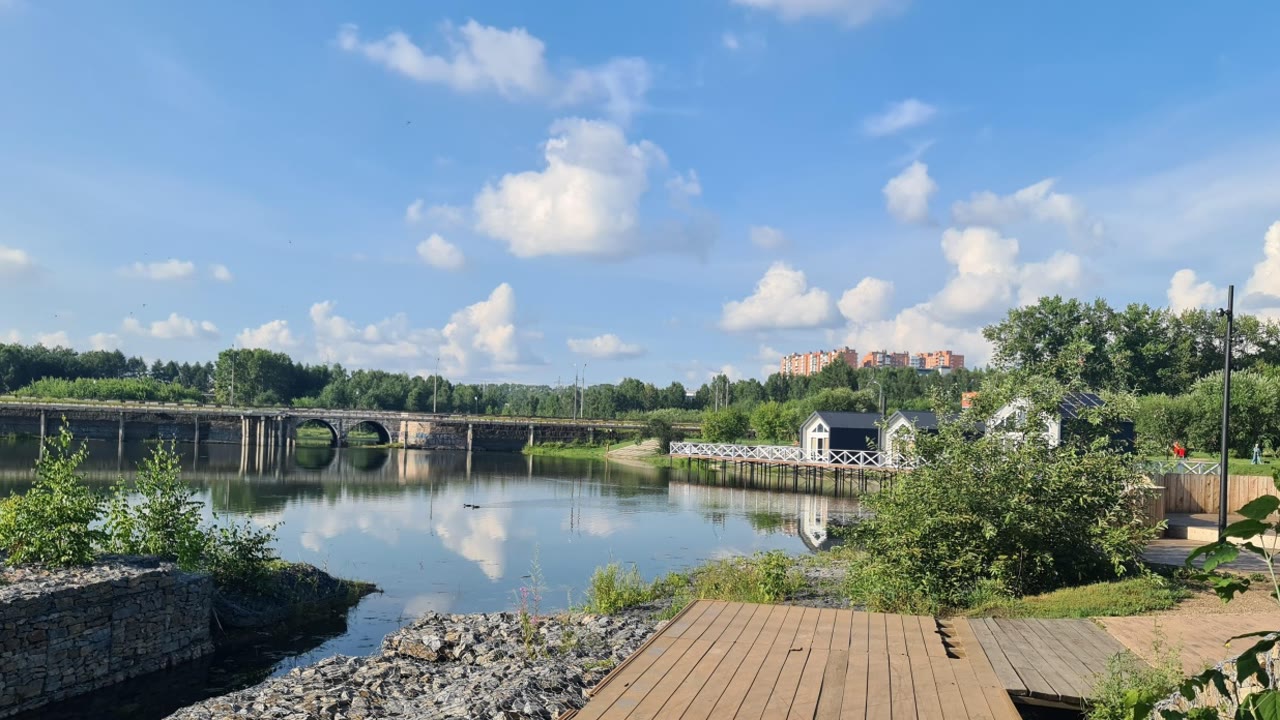 Пляж у ледокола Ангара