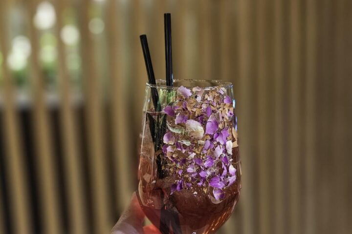 Подушка, кафе