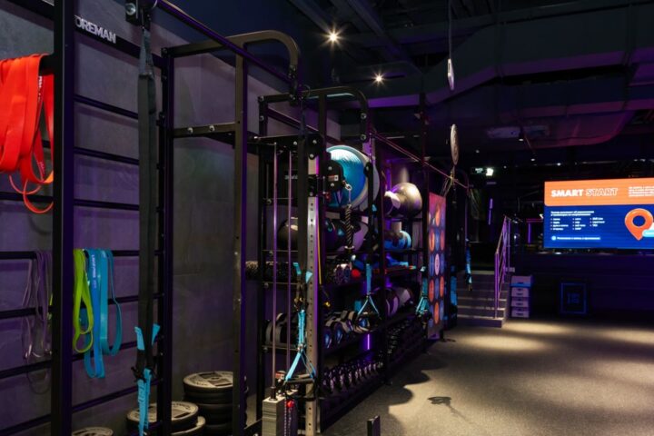 DDX Fitness, фитнес-клуб