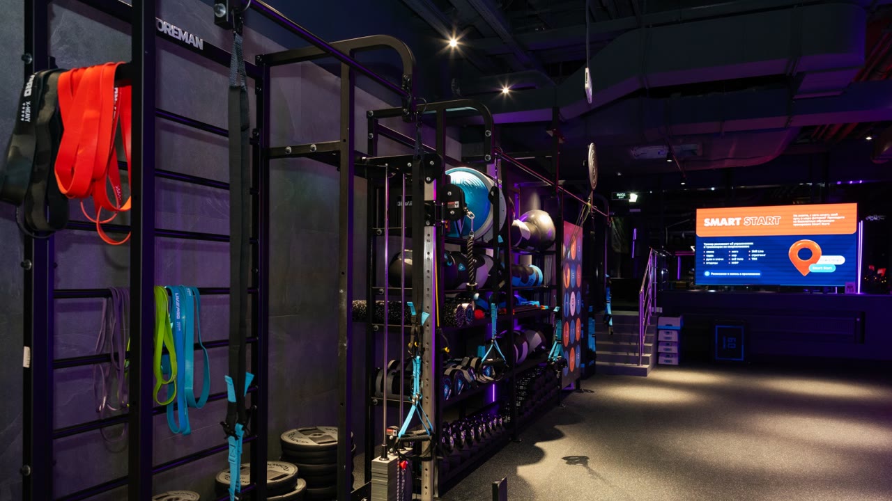 DDX Fitness, фитнес-клуб