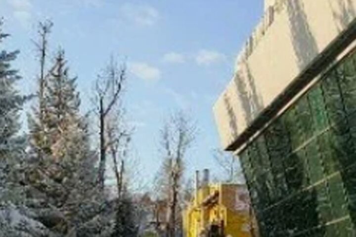 Изумруд, дворец спорта
