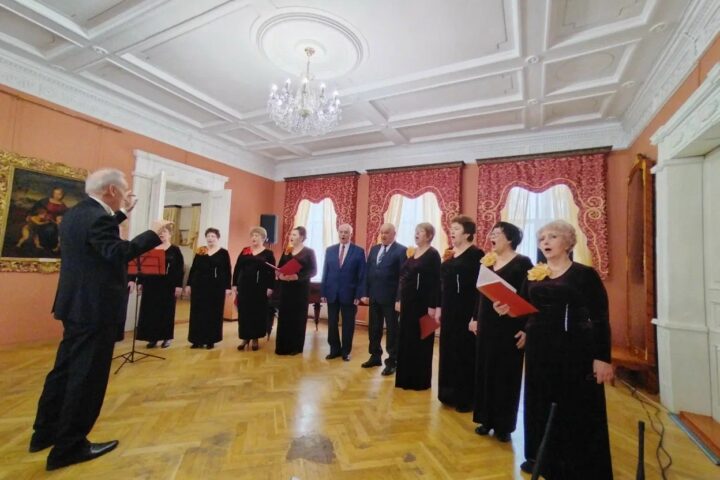 Бесплатный концерт «Мелодии осени», посвящённый Дню пожилого человека — 26 сентября в 14:00, Иркутский художественный музей им. В.П. Сукачёва